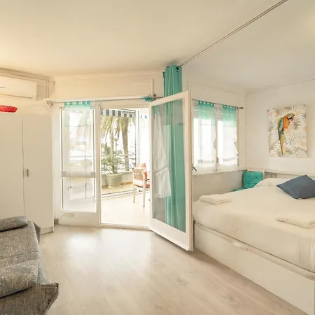 Welcs Estudio 228 Emp Frente Al Canal Apartment